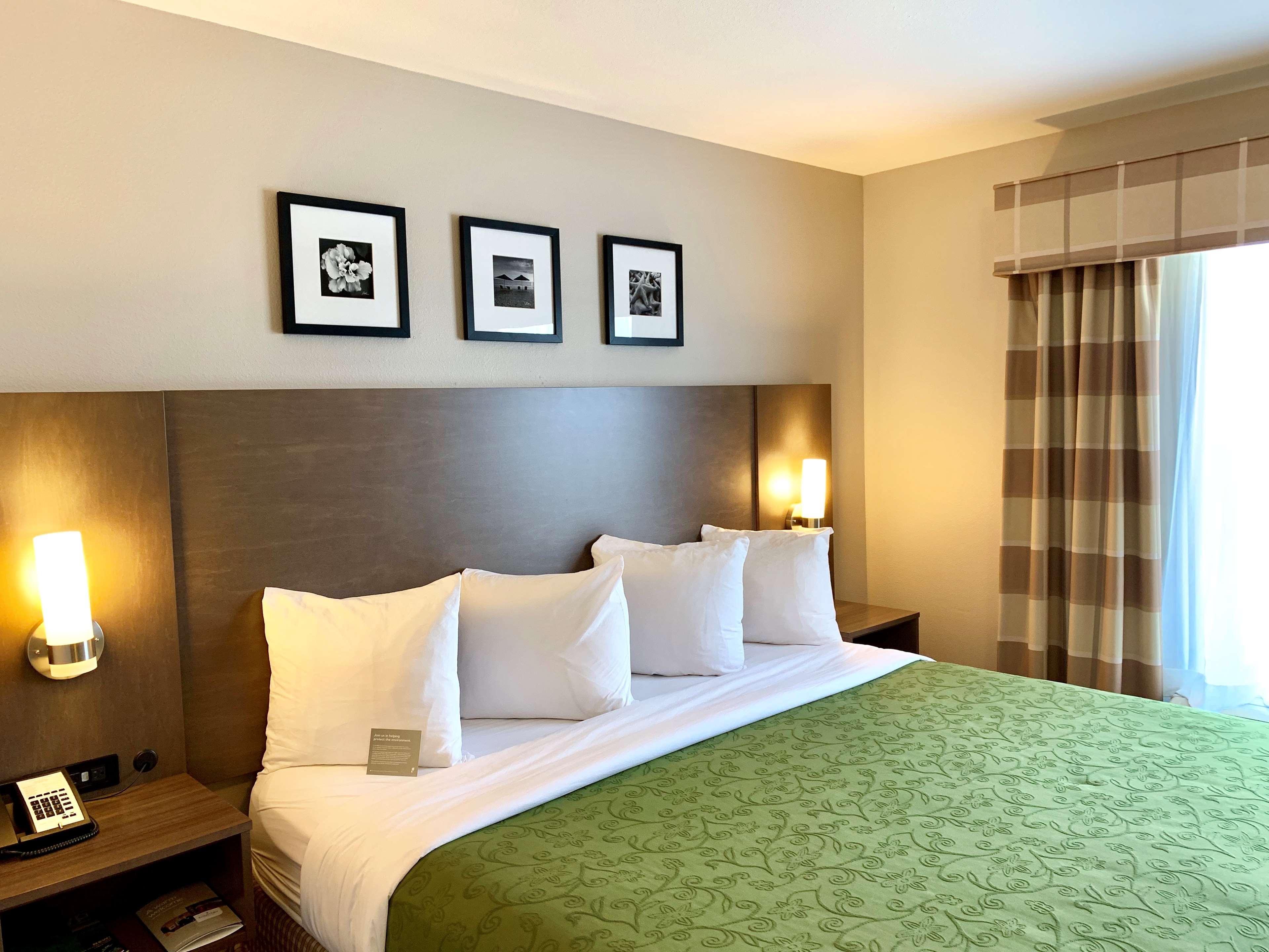 Country Inn & Suites By Radisson Kenosha - Pleasant Prairie Bagian luar foto