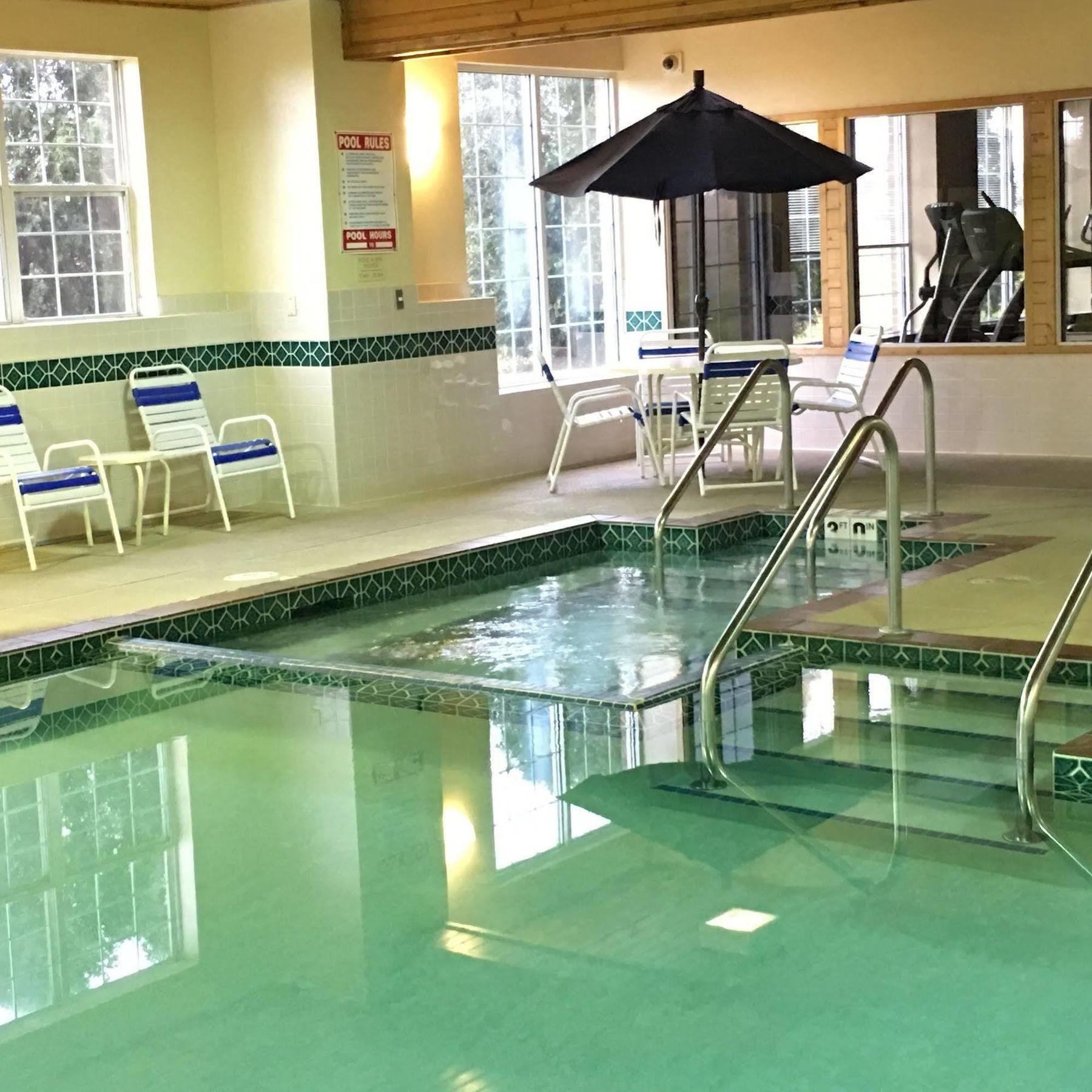 Country Inn & Suites By Radisson Kenosha - Pleasant Prairie Bagian luar foto